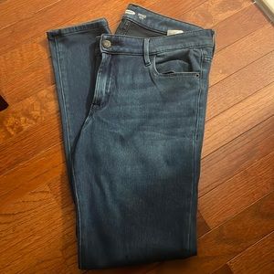 Old Navy Rockstar Super Skinny 24/7 Jeans (Size 8)